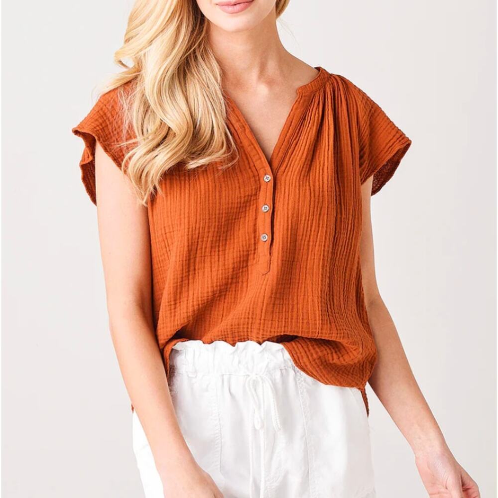 Xirena Kimber Top Short Sleeve Cotton Gauze Flowy Henley V-Neck Orange SMALL